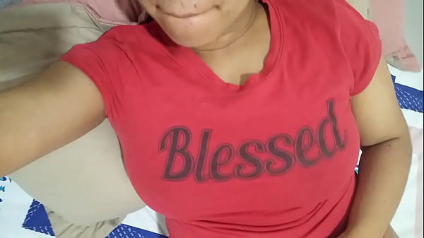 BY GOD!! MY STEP-COUSIN MAKES A HOT SCENE WITH HER WET AND HUMID PUSSY IT EXCITES HER WHEN THEY LOOK AT HER