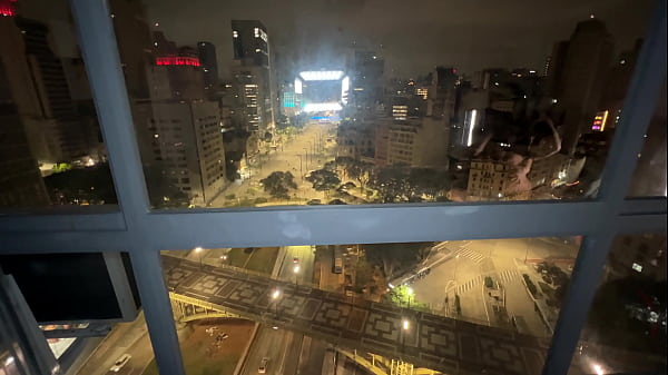 Fodelância com a morena e a loirinha nas alturas