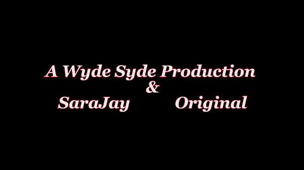 Pussy-To-Pussy Action! Joslyn Jane & Sara Jay Fuck Double-Head Dildo!